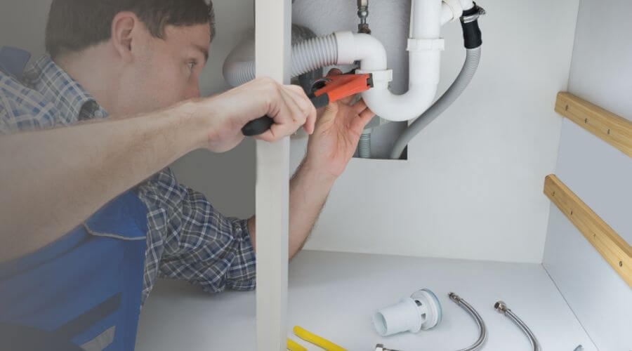 Local tankless water heater installation in Brighton, IL
